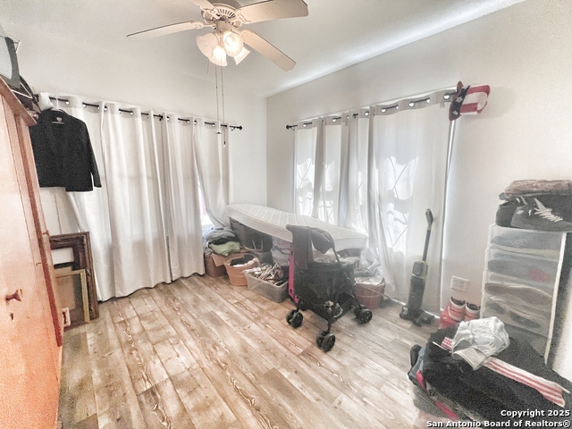 Image 7 of 17 For 1015 Zunker St