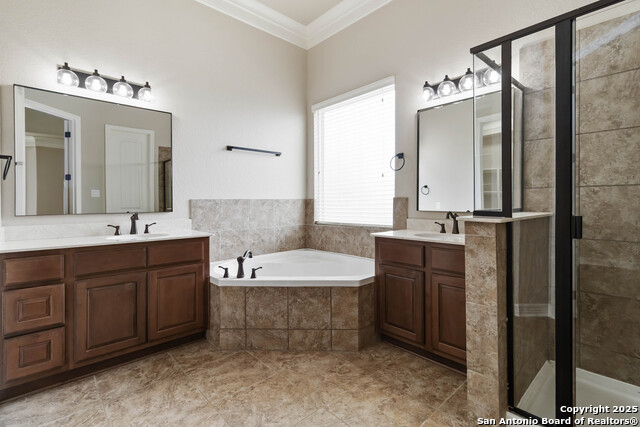 Listing photo id 20 for 1012 Rivers Peak