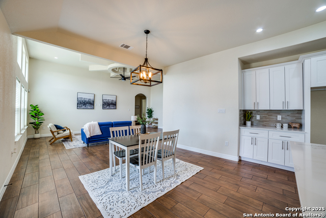 Image 16 of 26 For 100 Short Meadow W