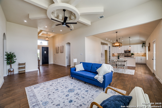 Image 8 of 26 For 100 Short Meadow W