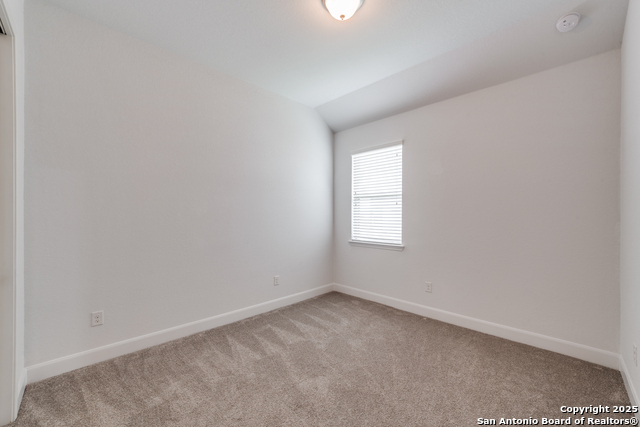 Image 18 of 27 For 836 Silver Fox