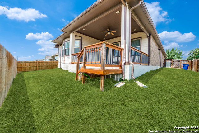 Image 26 of 27 For 836 Silver Fox