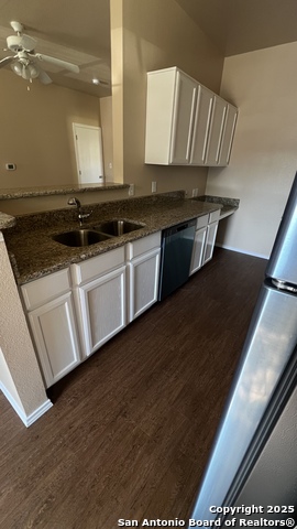 Image 9 of 21 For 1000 Diamond 1302