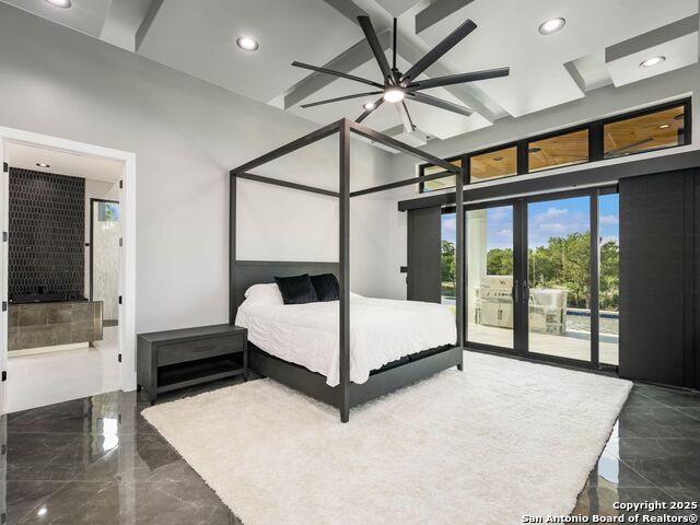 Listing photo id 17 for 25003 Miranda Ridge