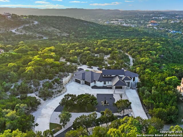 Listing photo id 1 for 25003 Miranda Ridge