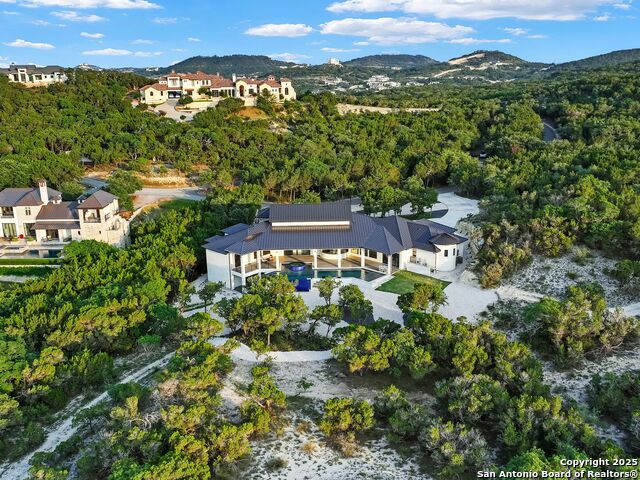 Listing photo id 43 for 25003 Miranda Ridge