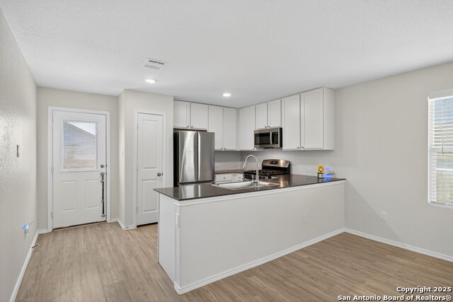 Image 11 of 26 For 5331 Hornbeck Heights