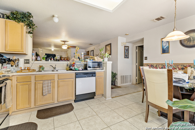 Image 13 of 20 For 7814 Artesian Farm