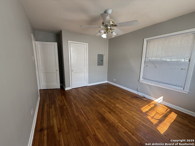 Image 4 of 5 For 834 Jennings