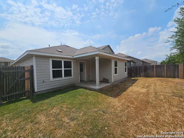 Image 11 of 13 For 6103 Travis Summit