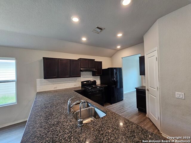 Image 3 of 13 For 6103 Travis Summit