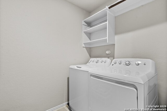 Image 18 of 21 For 2083 Cowan  