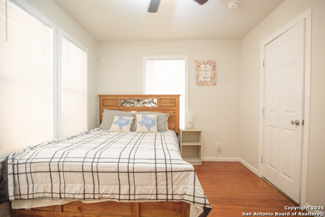 Listing photo id 9 for 2802 Morales St