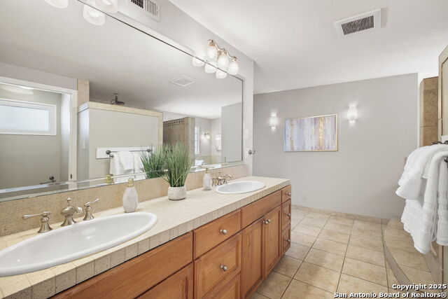 Image 19 of 41 For 234 Five Oaks