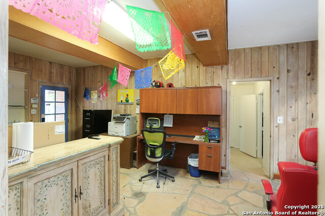Image 8 of 22 For 5301 Casa Bella