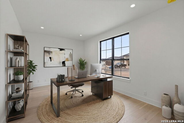 Image 19 of 61 For 258 Hannah  