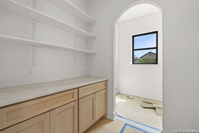 Image 22 of 61 For 258 Hannah  