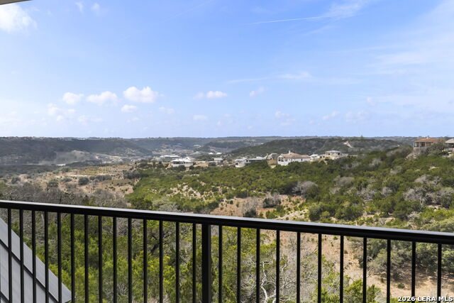 Image 41 of 61 For 258 Hannah  