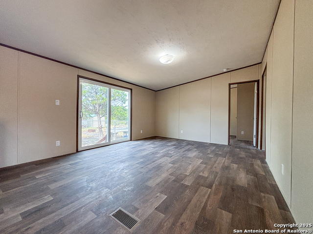 Image 17 of 22 For 1071 Ramble