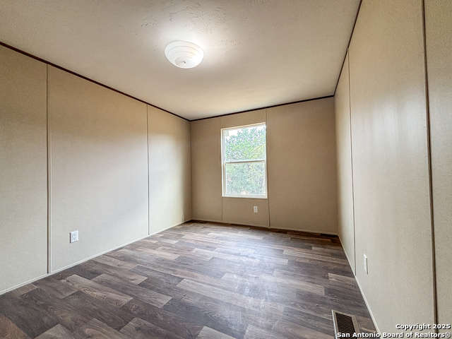 Image 19 of 22 For 1071 Ramble