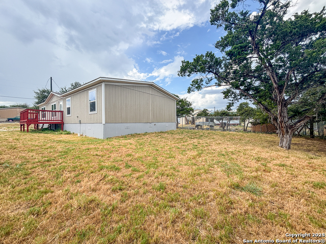 Image 21 of 22 For 1071 Ramble