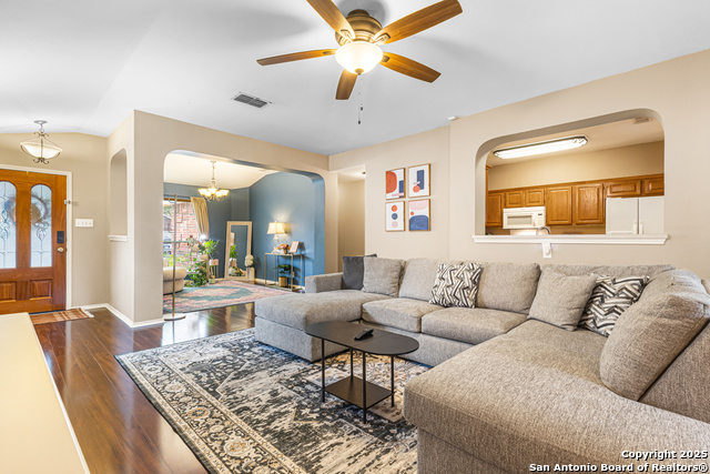 Image 4 of 27 For 11231 Ocate