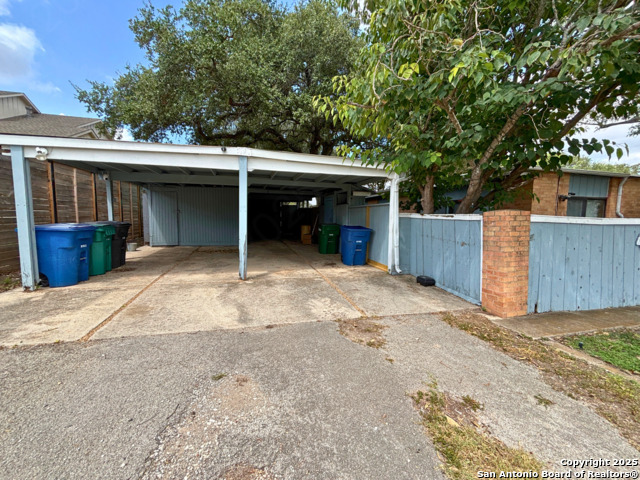 Image 2 of 10 For 469 Pike Rd  