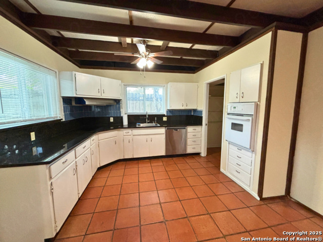 Image 3 of 10 For 469 Pike Rd  