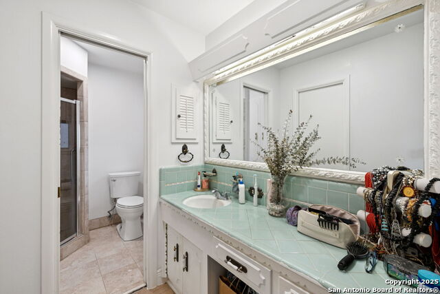 Listing photo id 26 for 10406 Burr Oak