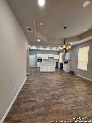 Image 11 of 50 For 334 Whittier E