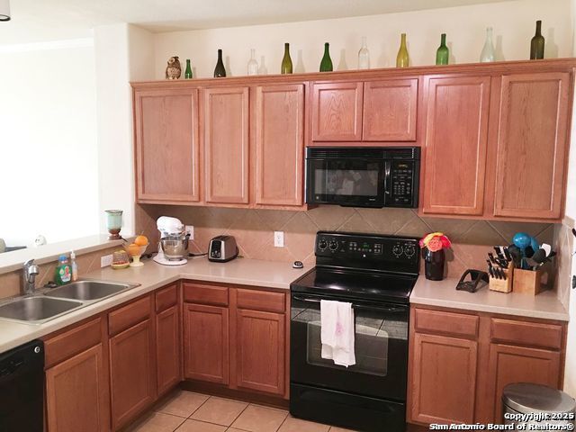 Image 4 of 8 For 6026 Jolie Ct E