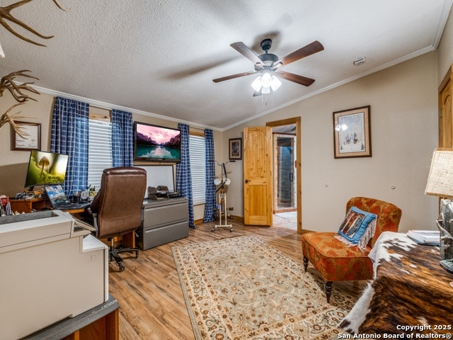 Image 13 of 31 For 390 Galveston St