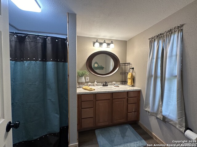 Image 23 of 31 For 390 Galveston St