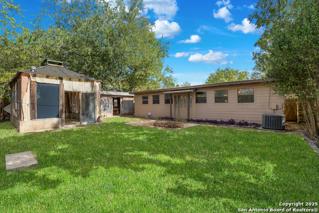 Image 23 of 32 For 283 Hatcher