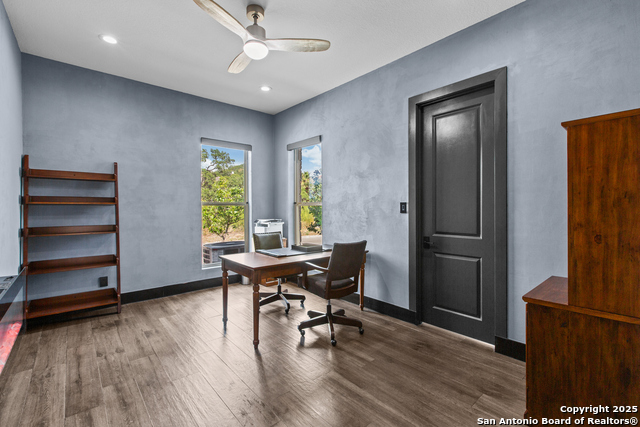 Listing photo id 22 for 6 Dominion Meadows