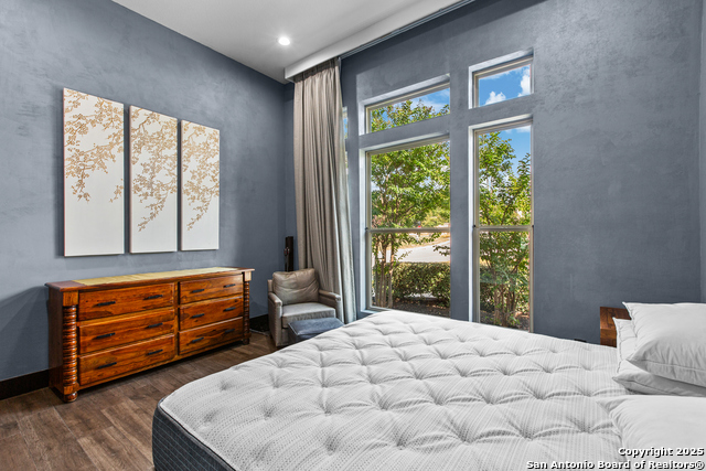 Listing photo id 24 for 6 Dominion Meadows