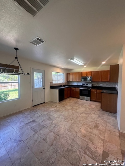 Image 8 of 25 For 1667 Spice