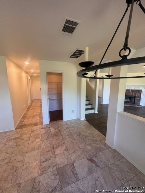 Image 9 of 25 For 1667 Spice