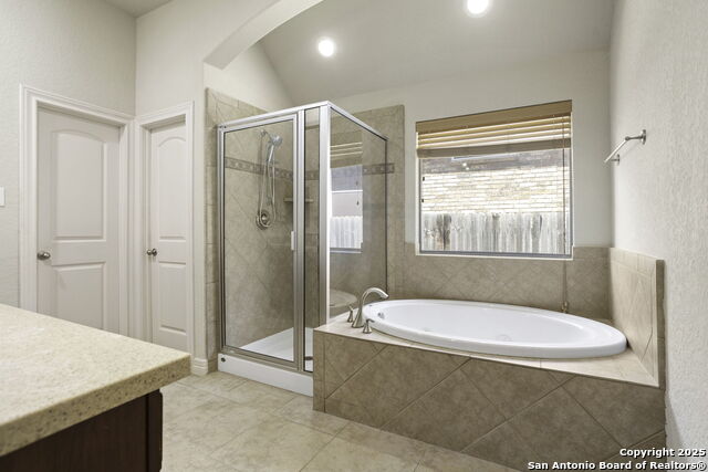 Image 16 of 29 For 12606 Flower Bend