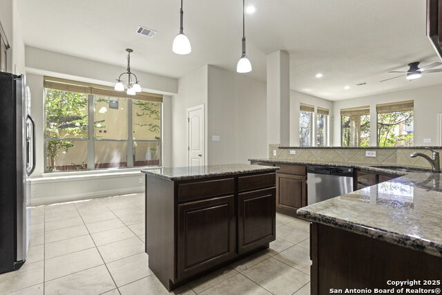 Image 6 of 29 For 12606 Flower Bend