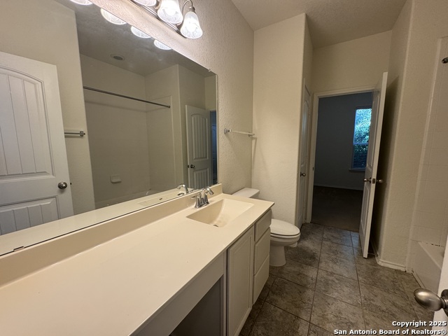 Image 12 of 18 For 128 Landmark