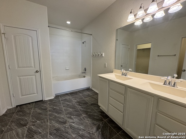 Image 7 of 18 For 128 Landmark