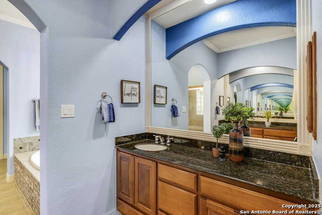 Image 11 of 28 For 860 Hansen Greens