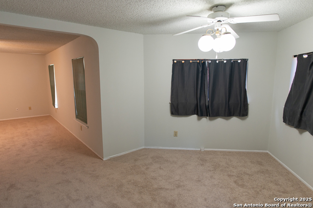 Image 23 of 36 For 15731 Lomita Springs