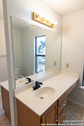 Image 25 of 36 For 15731 Lomita Springs