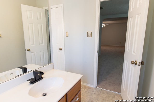 Image 30 of 36 For 15731 Lomita Springs