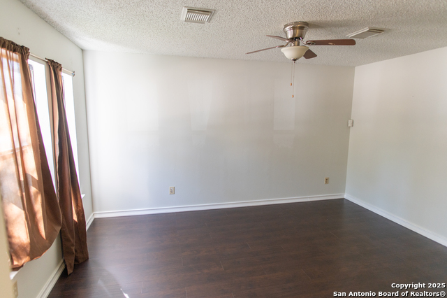 Image 4 of 36 For 15731 Lomita Springs