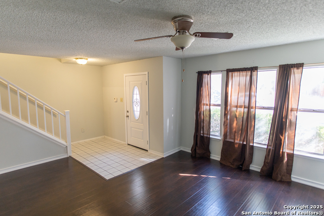 Image 6 of 36 For 15731 Lomita Springs