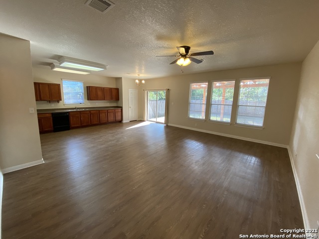 Image 4 of 13 For 24531 Drew Gap