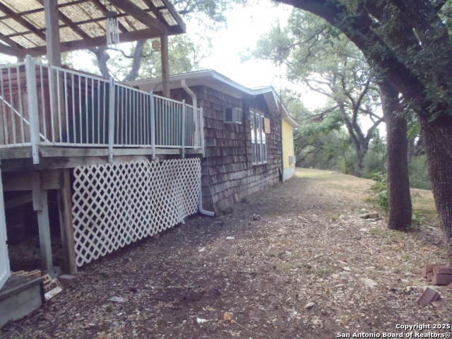 Image 48 of 49 For 650 Oakleaf  